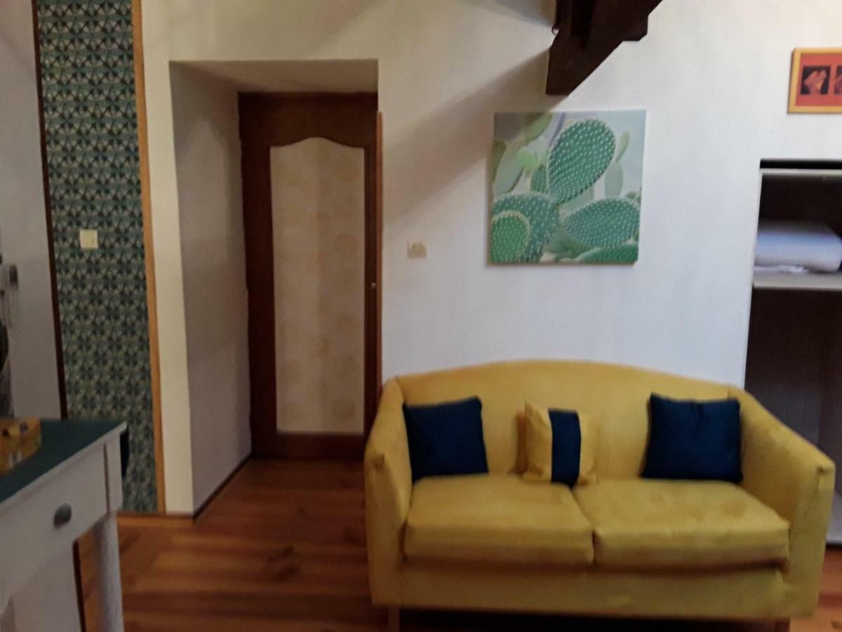Chambre Sergeanne Doulezon Exterior foto